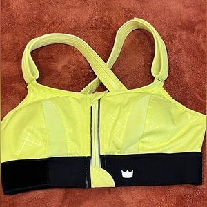 Ultimate Sports Bra® - Triumph™ - Medium